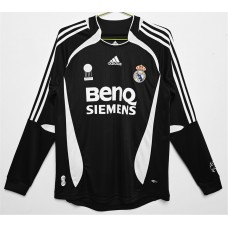 Camiseta retro de la tercera equipación de manga larga del Real Madrid 2006-2007