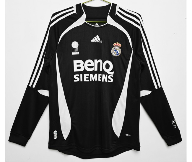 Camiseta retro de la tercera equipación de manga larga del Real Madrid 2006-2007