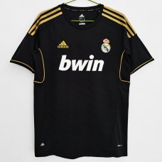 Camiseta retro visitante del Real Madrid 2011-2012